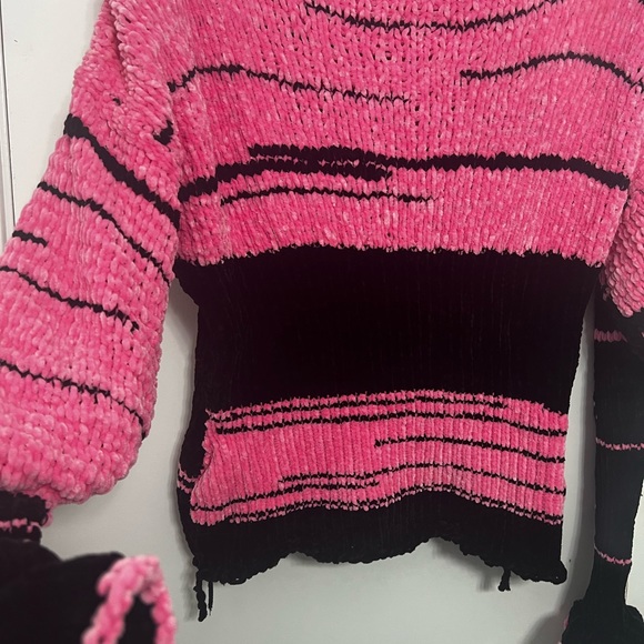 One at a kind sweater, handmade - Picture 5 of 8